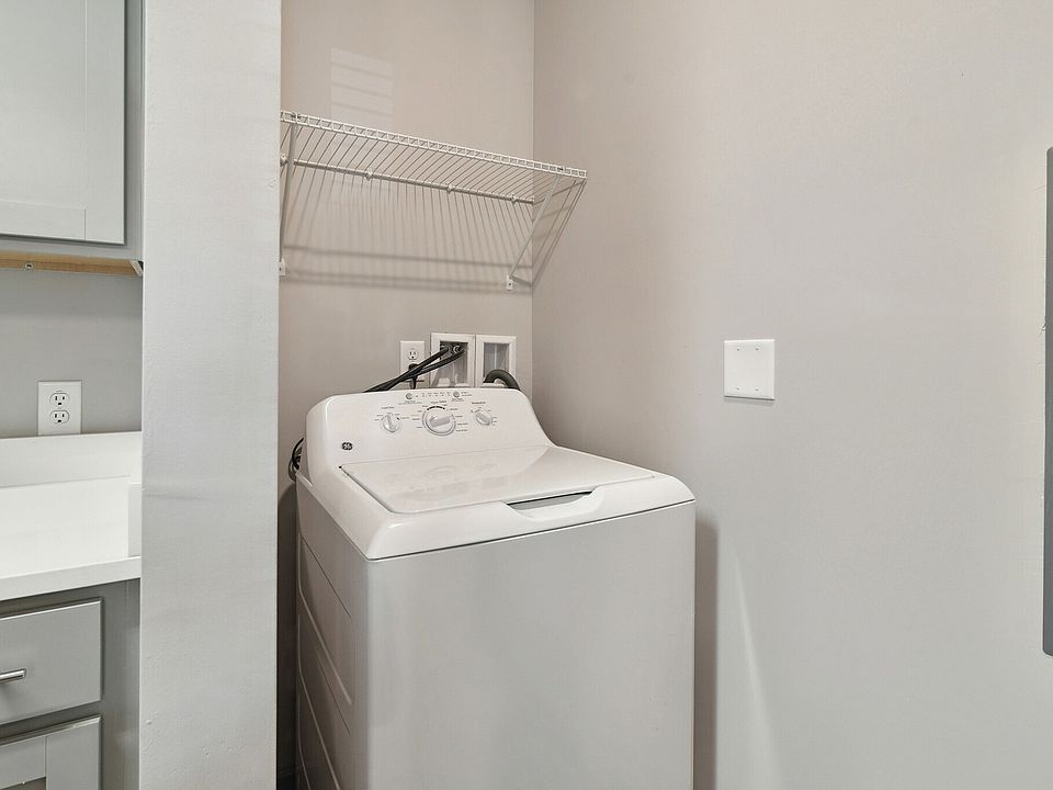 Newly Renovated Laundry Area