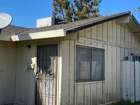 2nd image of 877 Acacia Ct #877