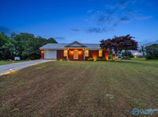 21656 Lovell Ln, Elkmont, AL 35620