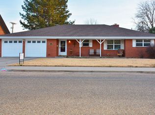 1007 Maple St, Dimmitt, TX 79027