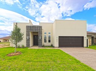 6107 Maryam Dr, Laredo, TX 78041