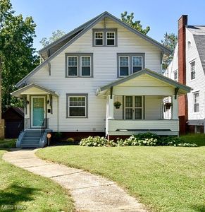 1233 Ridge Rd NW, Canton, OH, 44703