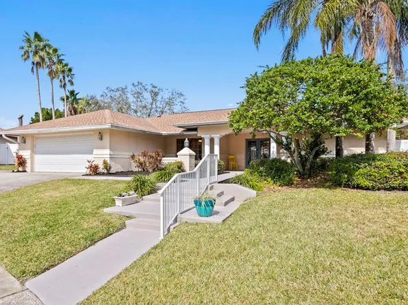 506 Crooked Pine Ct, Largo, FL 33770