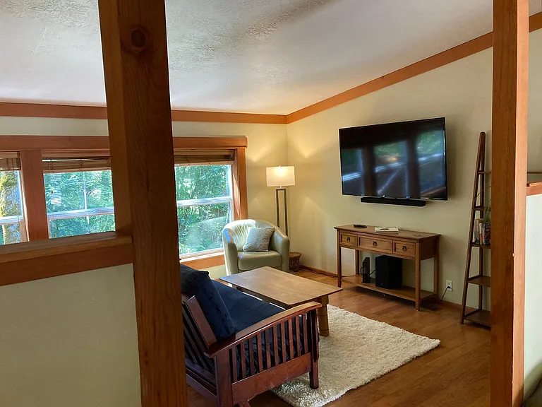 2040 S Shasta Loop — Photo 5