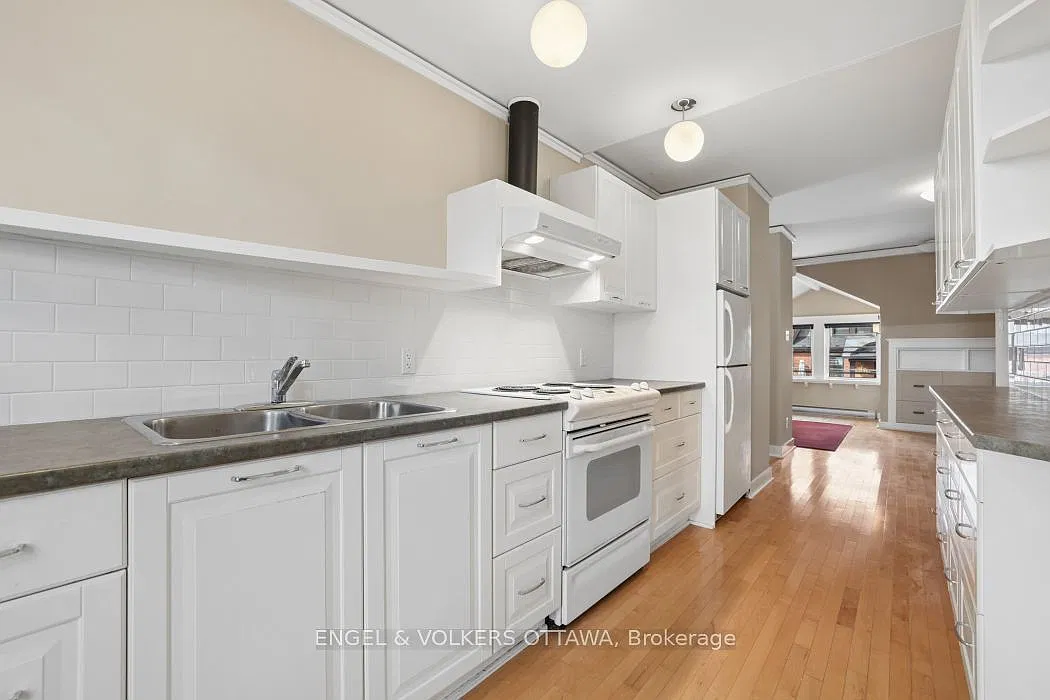 Studio, $1,695 — Photo 4