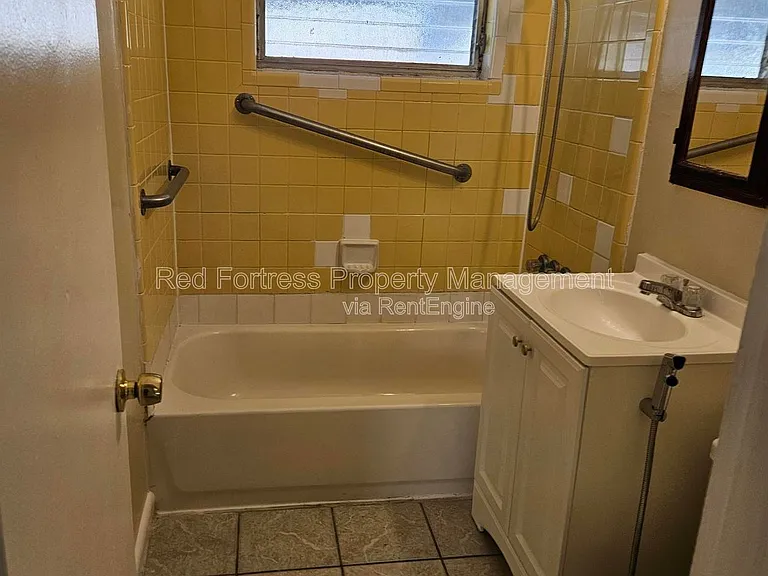 201 Alabama Rd S — Photo 8