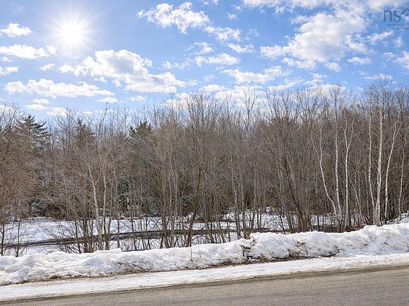 3rd image of 79 Shingle Mill Rd