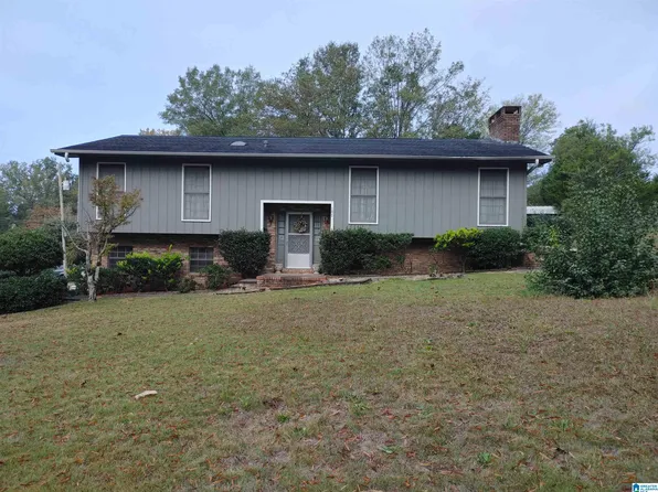 107 S Hammett Ave, Sylacauga, AL 35150