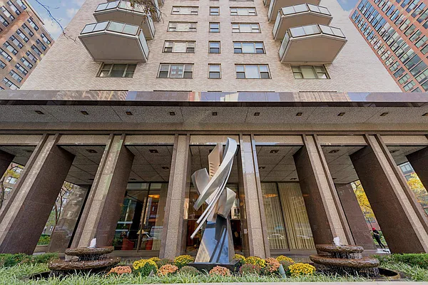 Rented by Compass | media 17