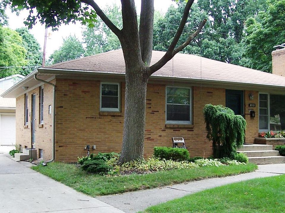 1st image of 2051 Griggs St SE