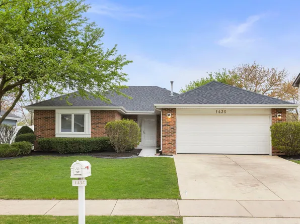 1435 Bangor Ln, Aurora, IL 60504