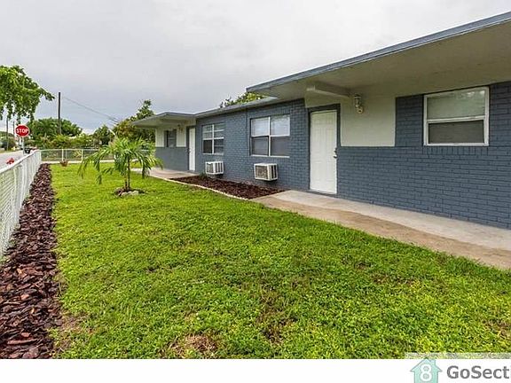 2nd image of 1703 NW 7th Ct #1703