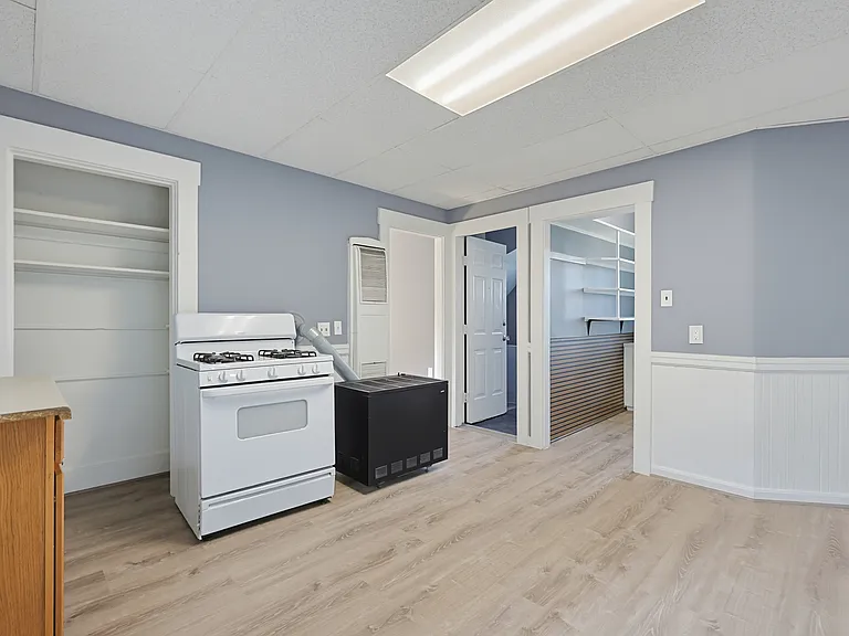 12-12R Granite St #3 — Photo 10