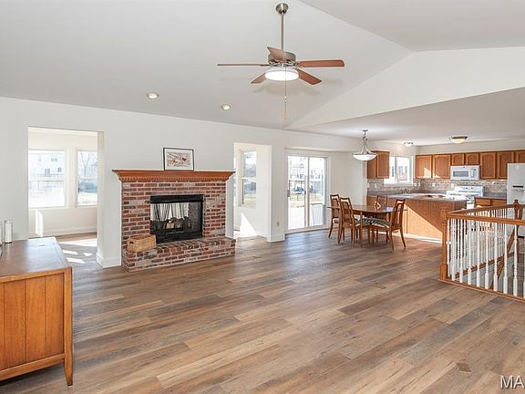 4th image of 251 Old Chesapeake Dr