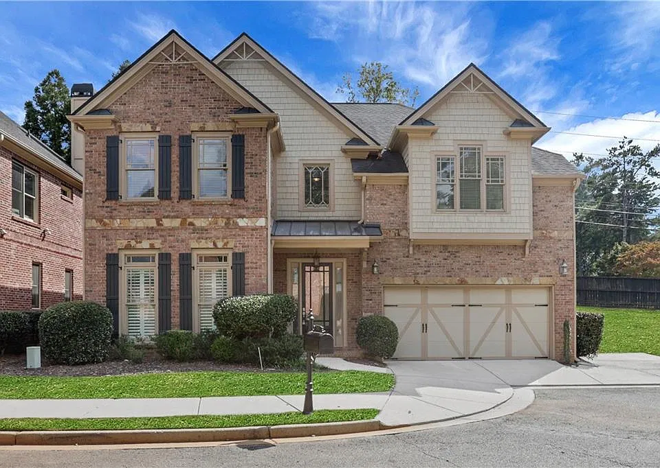 203 Mount Vernon Cv