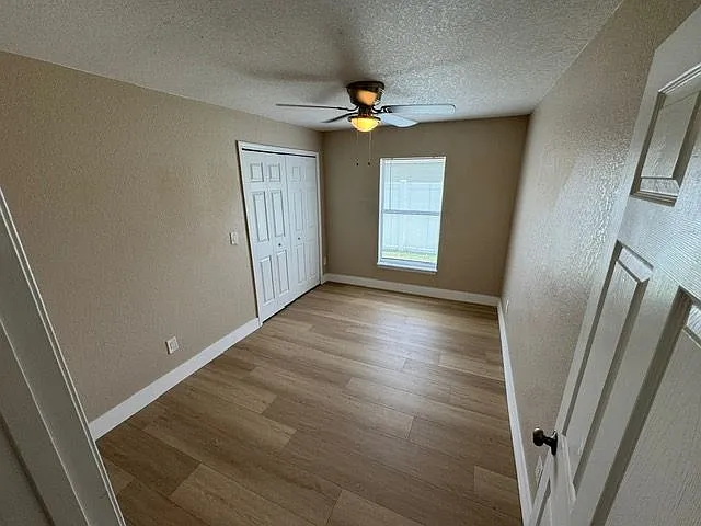 310 Greenwich Ct #310 — Photo 14