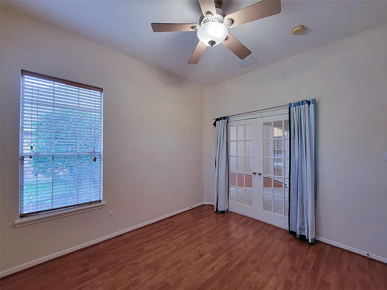2622 Katie Harbor Dr — Photo 8