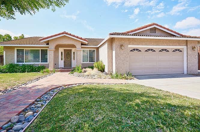 1st image of 2079 Pleasant Crest Ct