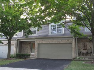 4 Oxford Ct, Algonquin, IL