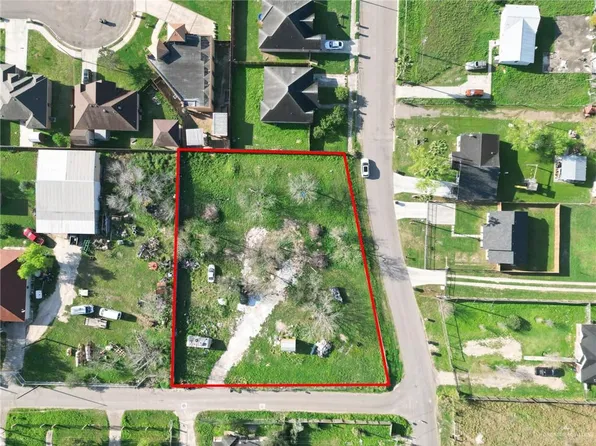 1706 W Zinnia Ave, Mission, TX 78573