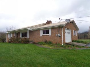 2938 Crackers Neck Rd, Mountain City, TN 37683