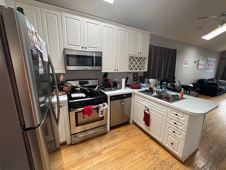 1341 N Greenview Ave #3 — Photo 7