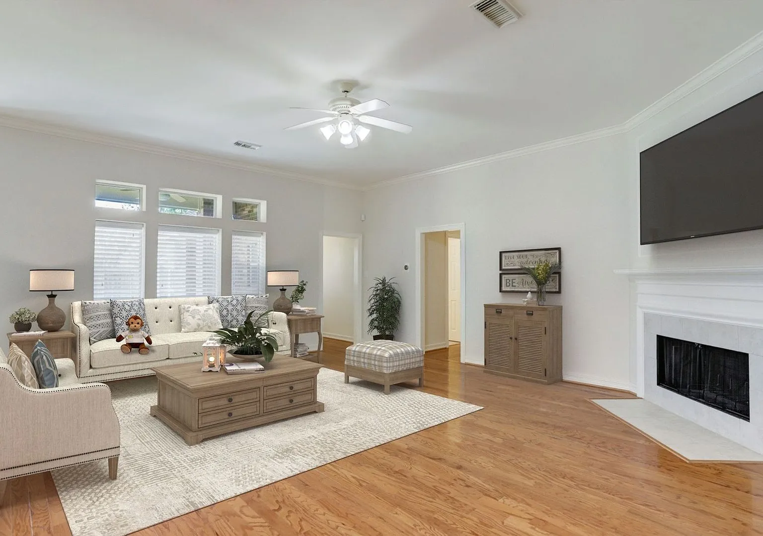 Move-in Ready Home in Silverlake Home for Lease! — Photo 1