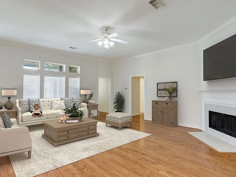 3510 Creekstone Dr