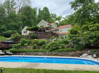 36 Chardavoyne Road, Warwick, NY 10990