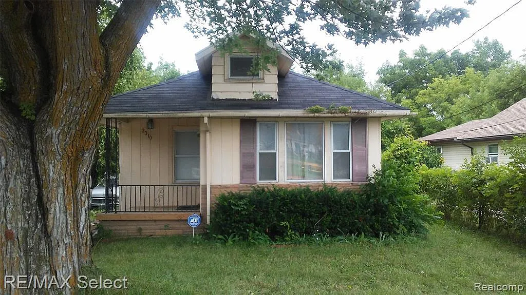 3310 Augusta St photo 1