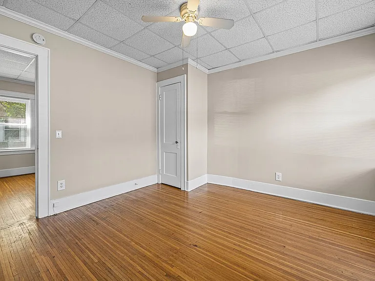 1625 East Ave — Photo 93