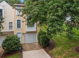 6371 Springhouse Pl, Bridgeville, PA 15017