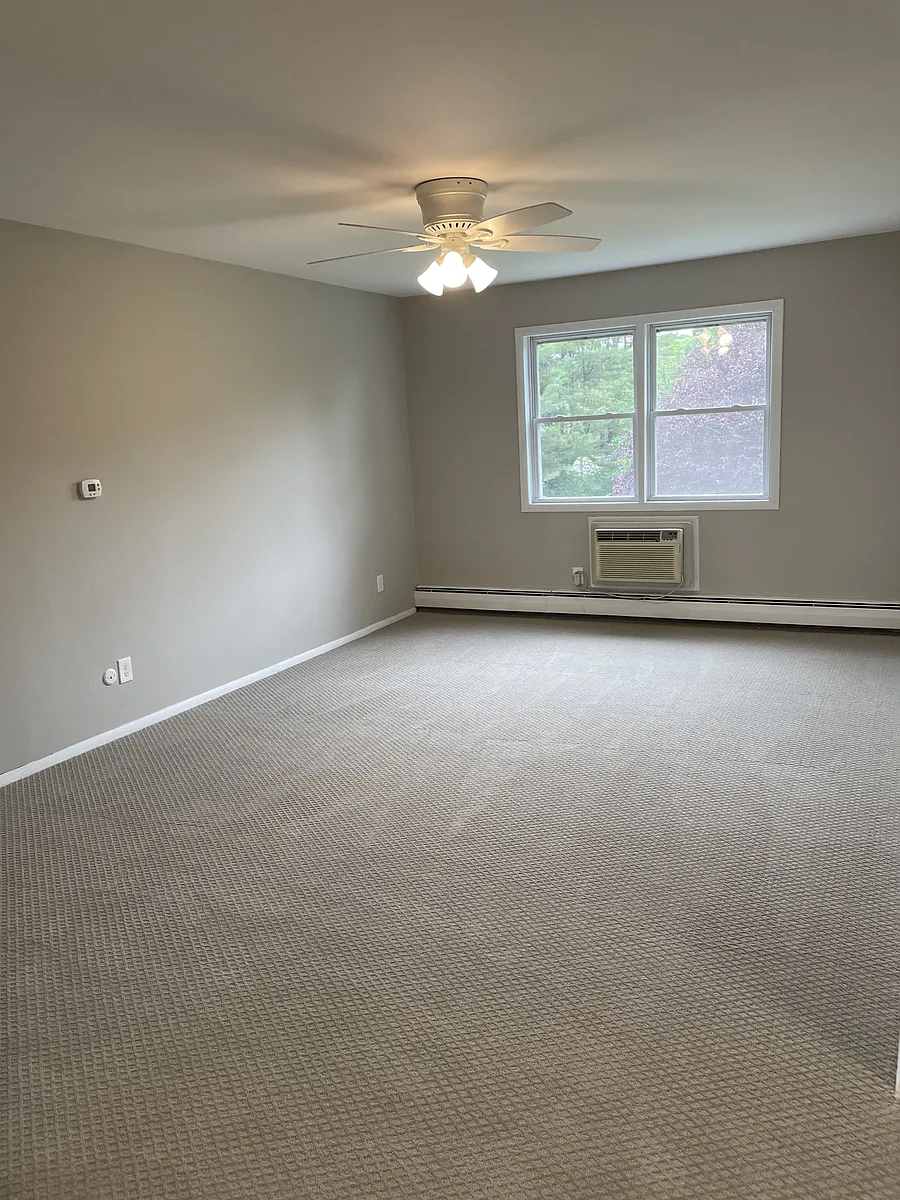 Bedroom - 1585 W Highway 88 #3