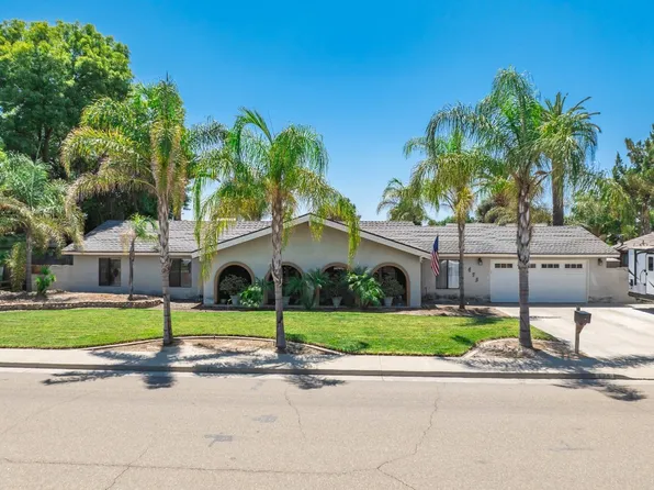 475 E Burlwood Ln, Lemoore, CA 93245