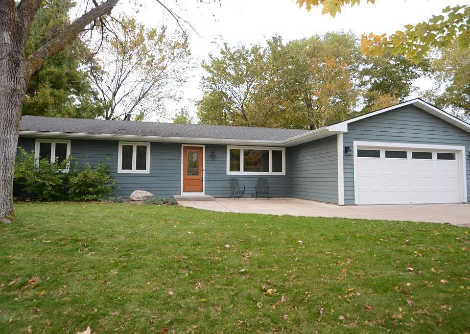 1st image of 504 Parkside Cir