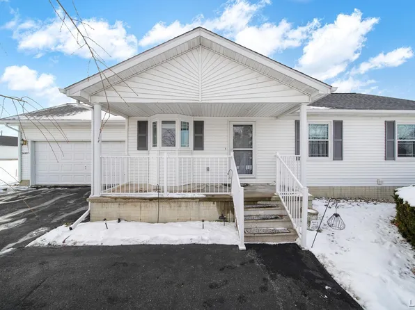 14401 Limerick Ln, Cement City, MI 49233