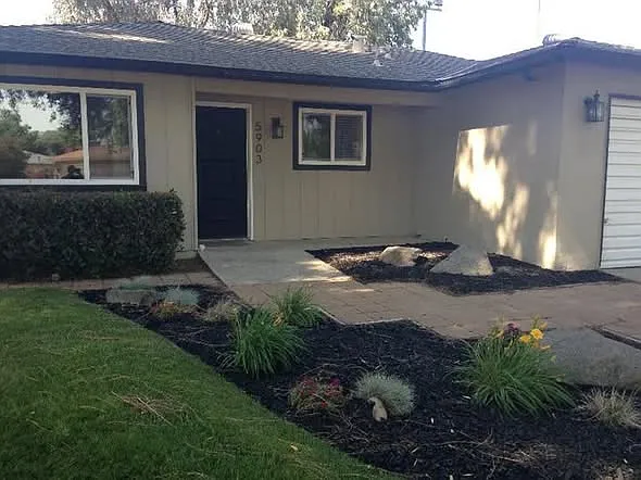 5903 E Pontiac Way — Photo 1