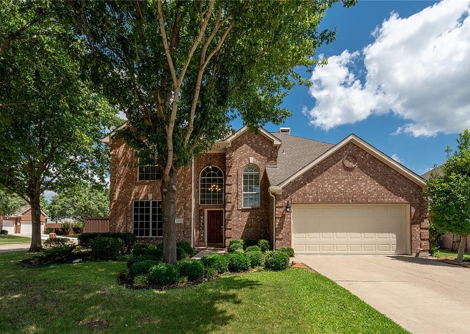 1st image of 1220 Stonehedge Pl