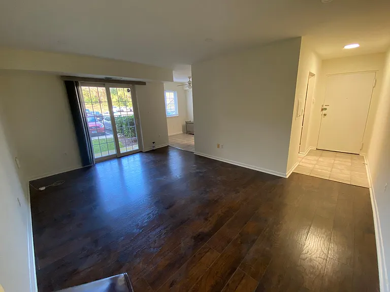 1531 Colonial Dr #104 — Photo 10