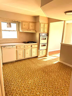 Rented by Virtual Real Estate | media 17