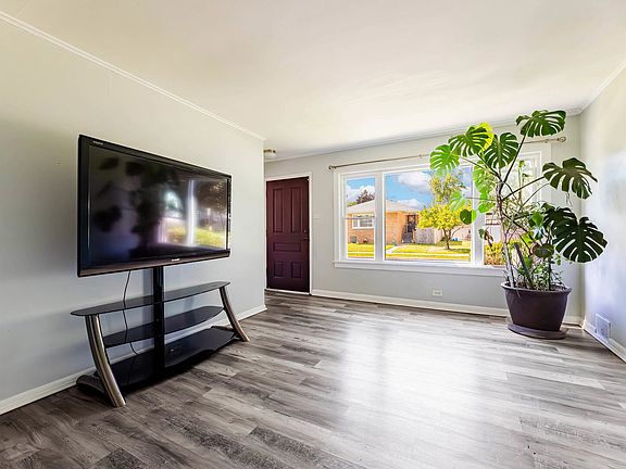 5th image of 8022 42nd St