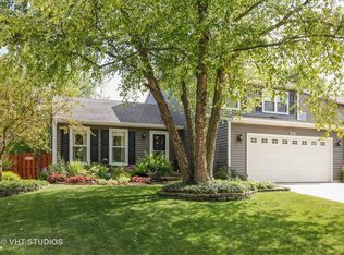 113 E 60th St, Westmont, IL 60559