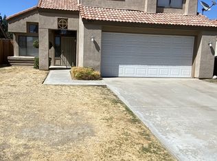 9820 Cimarron Trails Dr, Bakersfield, CA