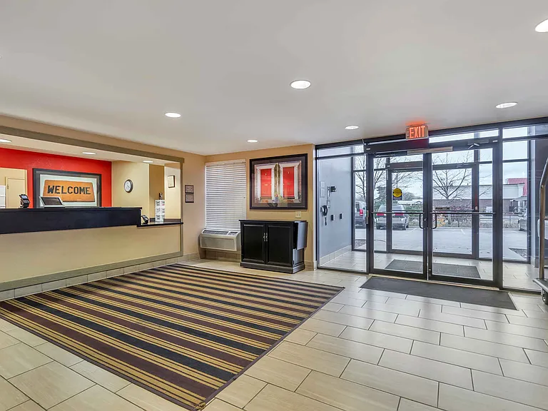 Lobby and Guest Check-in