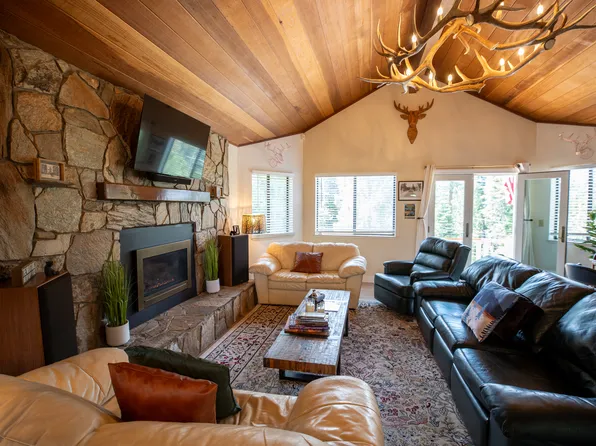 223 Uplands Way, South Lake Tahoe, CA 96150