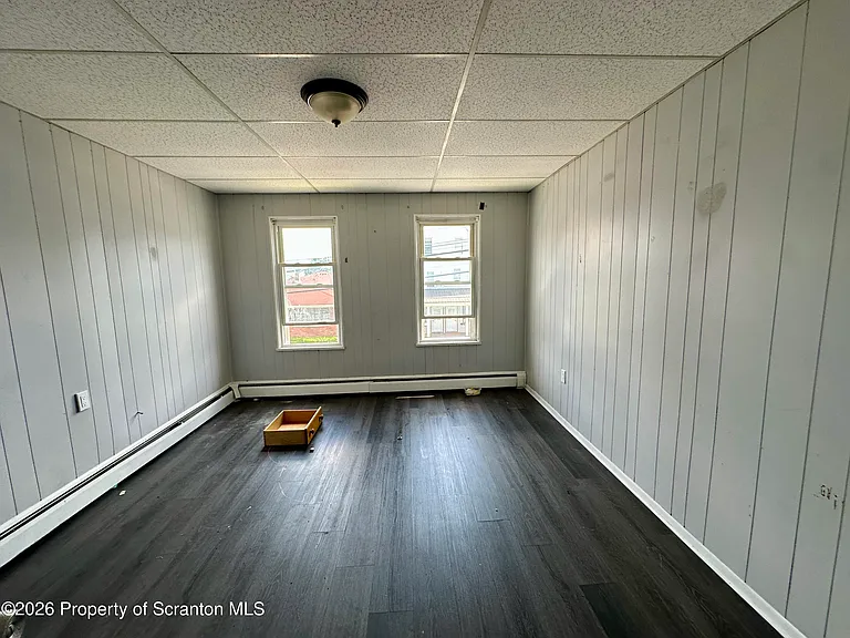 1031 Diamond Ave — Photo 8
