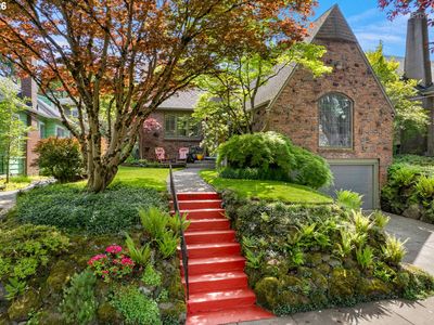 608 NE Floral Pl, Portland, OR, 97232