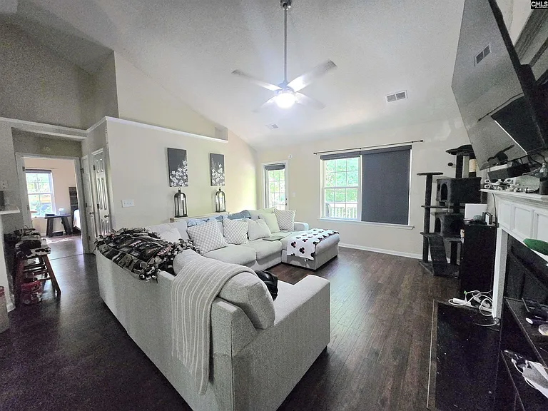 3 Beacon Ct — Photo 9