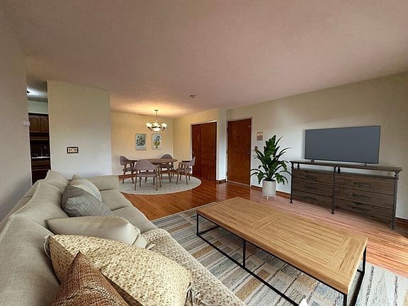 5th image of 340 Sunderland Rd Unit 17A