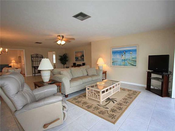 5th image of 370 Belaire Ct